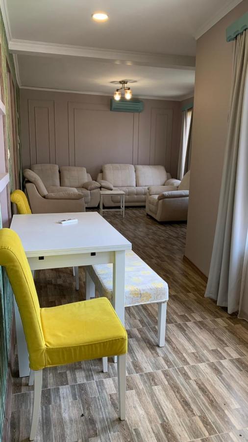 Apartment Mari Kutaisi Luaran gambar